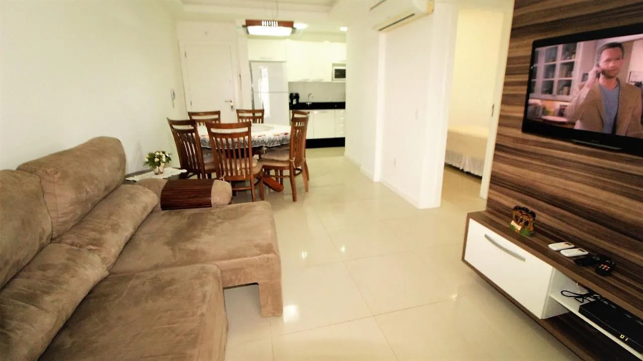 Apartment 1017 - Praia De Bombinhas Locacao De Temporada - Residencial Egidio Pinheiro Apto 306A
