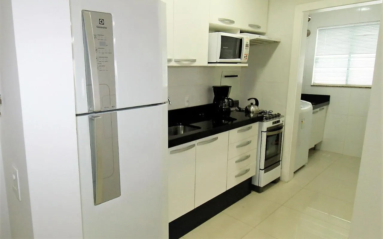 1017 - Praia De Bombinhas Locacao De Temporada - Residencial Egidio Pinheiro Apto 306A Apartment